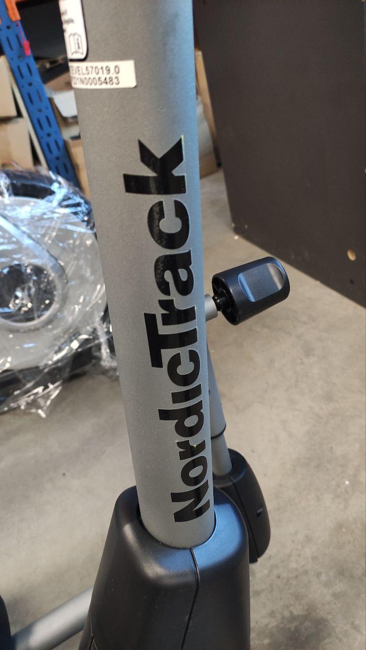 Фото Орбітрек NordicTrack SE3i Уцінка 5 №8