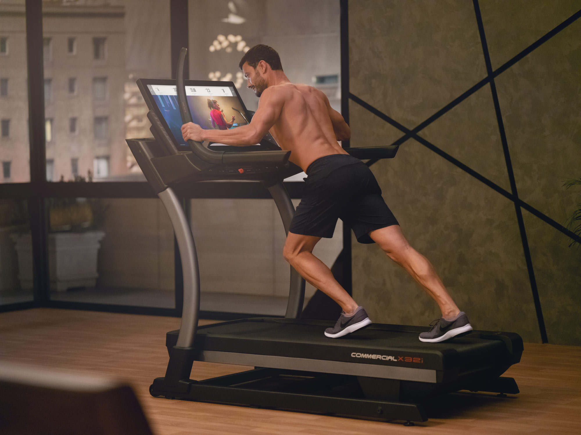 Фото Бігова доріжка NordicTrack X32i №9