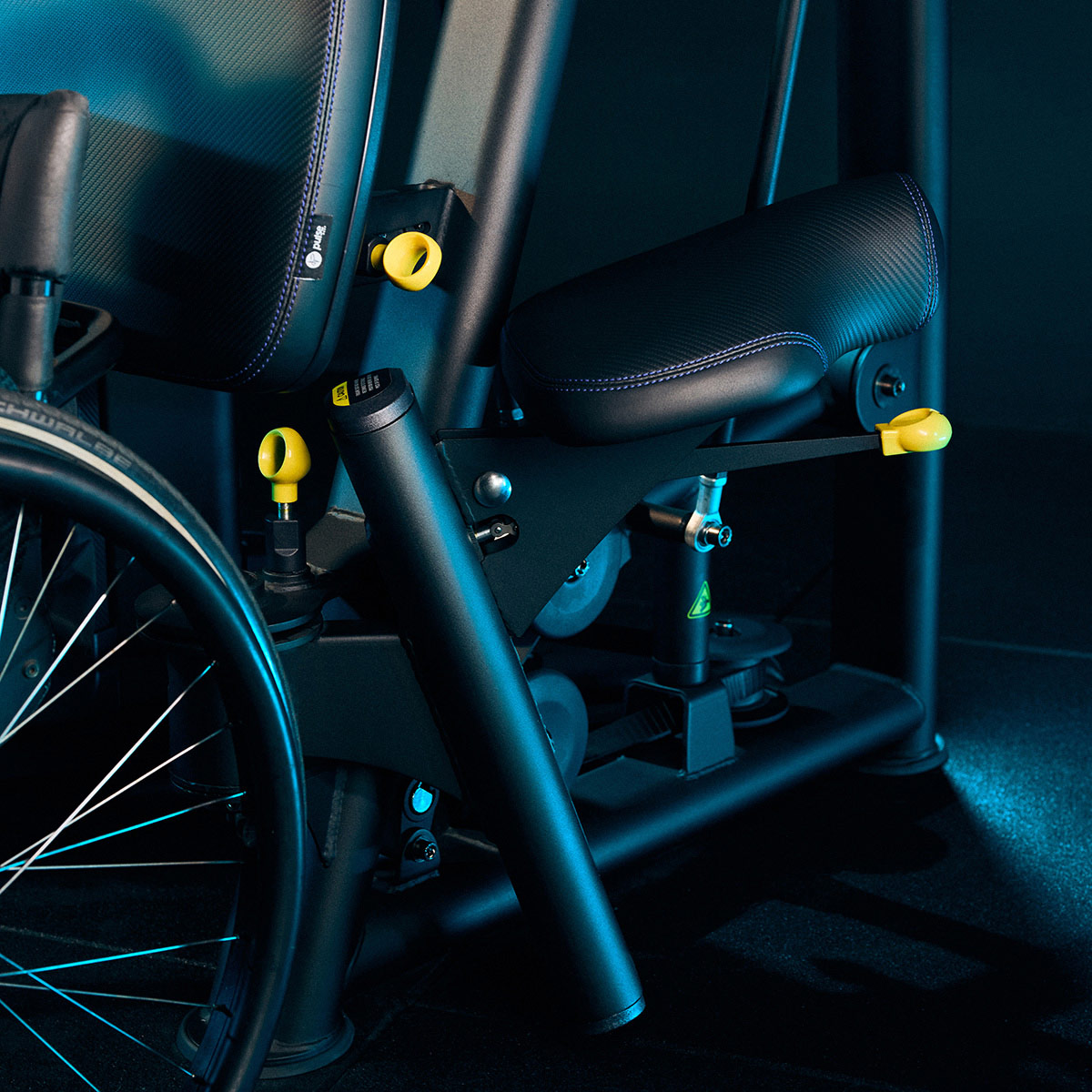 Жим горизонтальный Pulsefitness 310H-AEA